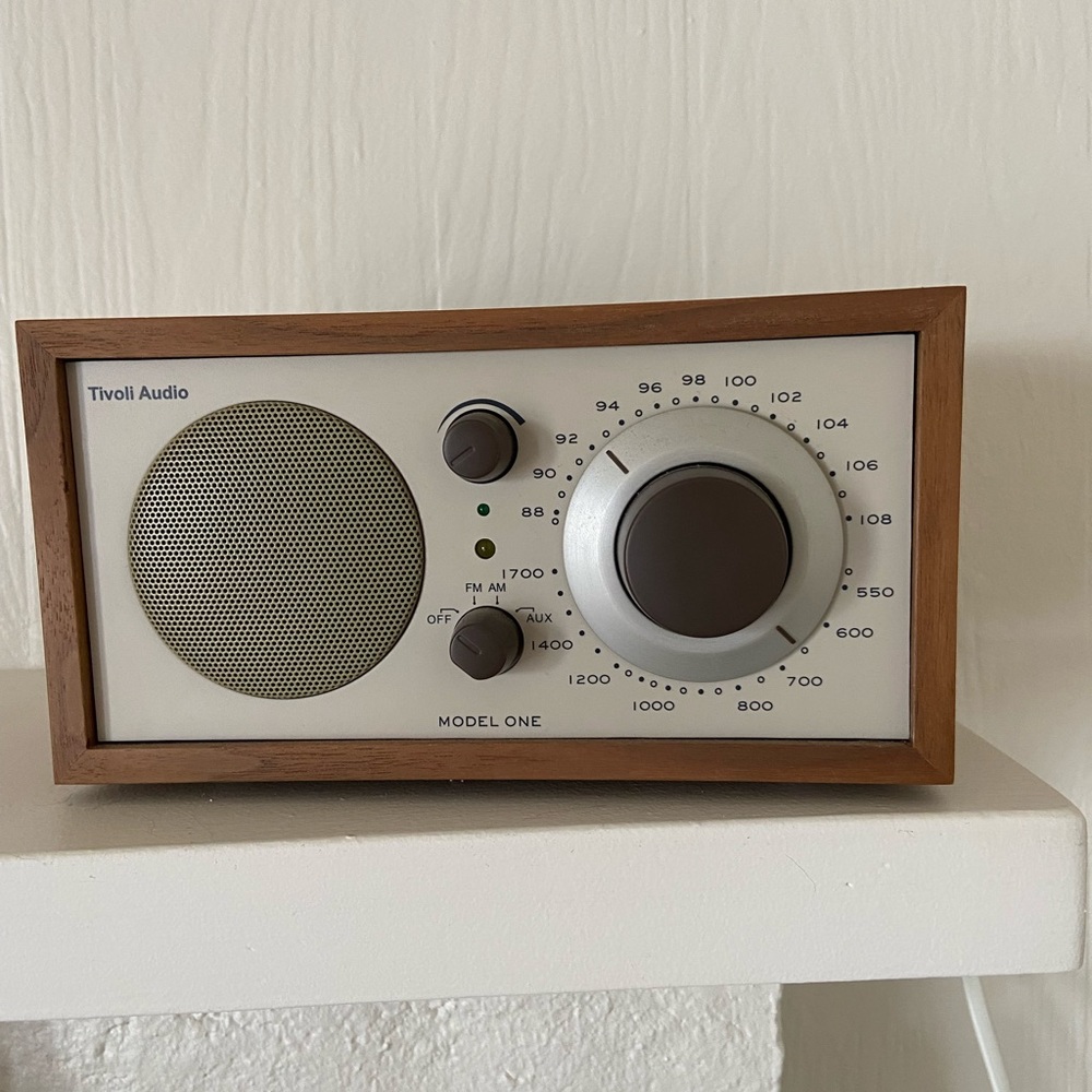 TIVOLI AUDIO SPEAKERS